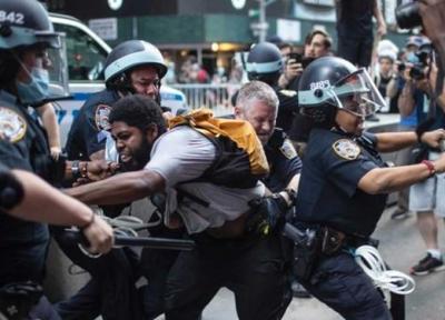 پلیس لس آنجلس: از ابتدای اعتراضات 2700 نفر بازداشت شدند