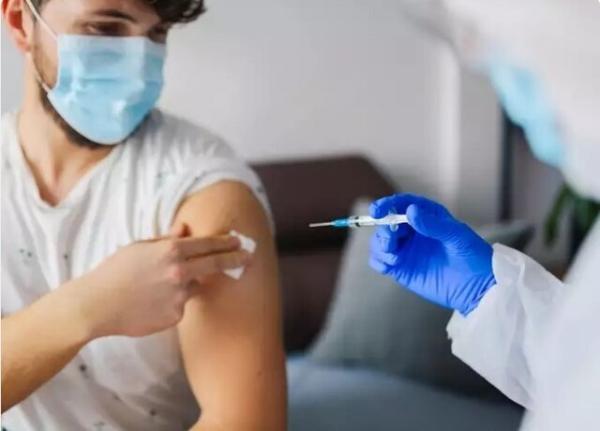 هر نوع واکسن کووید، 19 می تواند به عنوان دُز یادآور عمل کند